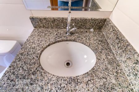 Casa de condomínio para alugar com 42m², 2 quartos e sem vaga Casa de condomínio para alugar com 42m², 2 quartos e sem vagaPia