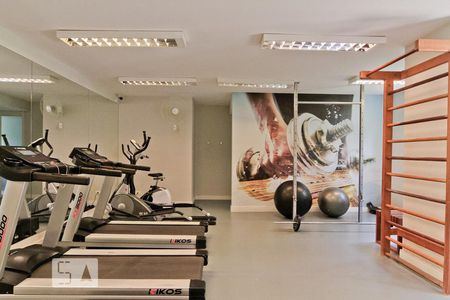 Apartamento à venda com 70m², 3 quartos e 1 vaga Apartamento à venda com 70m², 3 quartos e 1 vagaÁrea comum - Academia