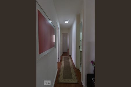 Apartamento à venda com 70m², 3 quartos e 1 vaga Apartamento à venda com 70m², 3 quartos e 1 vagaCorredor