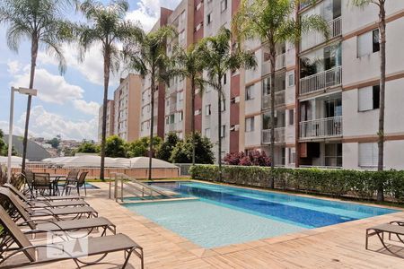 Apartamento à venda com 70m², 3 quartos e 1 vaga Apartamento à venda com 70m², 3 quartos e 1 vagaÁrea comum - Piscina