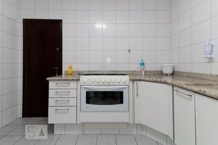 Apartamento à venda com 220m², 3 quartos e 2 vagas Apartamento à venda com 220m², 3 quartos e 2 vagasCozinha