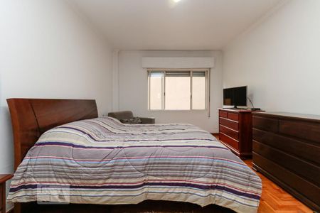 Apartamento à venda com 220m², 3 quartos e 2 vagas Apartamento à venda com 220m², 3 quartos e 2 vagasSuíte