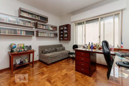 Apartamento à venda com 220m², 3 quartos e 2 vagas Apartamento à venda com 220m², 3 quartos e 2 vagasQuarto 2