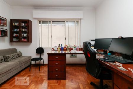 Apartamento à venda com 220m², 3 quartos e 2 vagas Apartamento à venda com 220m², 3 quartos e 2 vagasQuarto 2