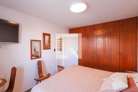 Apartamento à venda com 90m², 2 quartos e 2 vagas Apartamento à venda com 90m², 2 quartos e 2 vagasQuarto 2