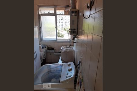 Apartamento à venda com 76m², 2 quartos e 1 vaga Apartamento à venda com 76m², 2 quartos e 1 vagaÁrea de Serviço