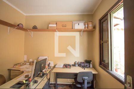 Casa à venda com 268m², 4 quartos e 4 vagas Casa à venda com 268m², 4 quartos e 4 vagasQuarto 2 - Edícula