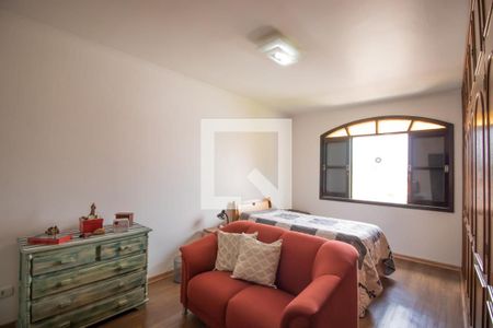 Casa à venda com 268m², 4 quartos e 4 vagas Casa à venda com 268m², 4 quartos e 4 vagasQuarto 2