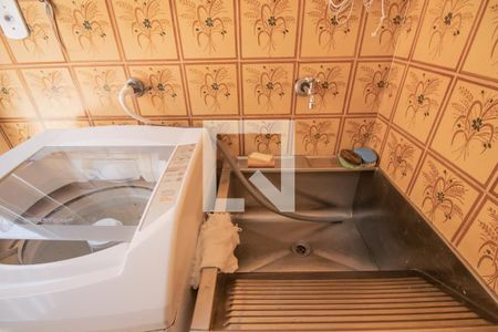 Casa à venda com 268m², 4 quartos e 4 vagas Casa à venda com 268m², 4 quartos e 4 vagasÁrea de Serviço