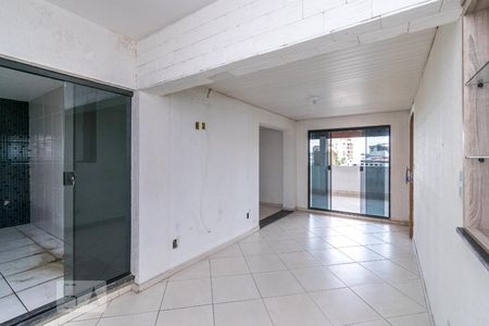 Sala de apartamento para alugar com 1 quarto, 50m² em Vila da Penha, Rio de Janeiro