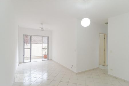 Sala de apartamento para alugar com 3 quartos, 70m² em Saúde, São Paulo