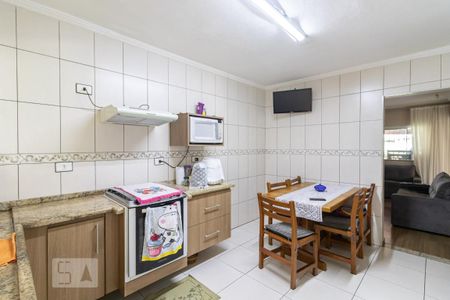 Casa à venda com 172m², 3 quartos e 4 vagas Casa à venda com 172m², 3 quartos e 4 vagasCozinha