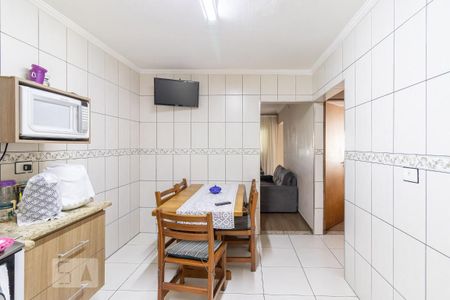 Casa à venda com 172m², 3 quartos e 4 vagas Casa à venda com 172m², 3 quartos e 4 vagasCozinha