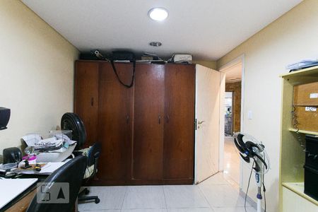 Casa à venda com 210m², 3 quartos e 4 vagasEscritório