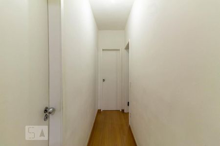 Apartamento à venda com 84m², 2 quartos e 1 vaga Apartamento à venda com 84m², 2 quartos e 1 vagaCorredor