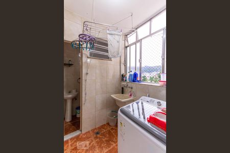 Apartamento à venda com 84m², 2 quartos e 1 vaga Apartamento à venda com 84m², 2 quartos e 1 vagaÁrea de Serviço
