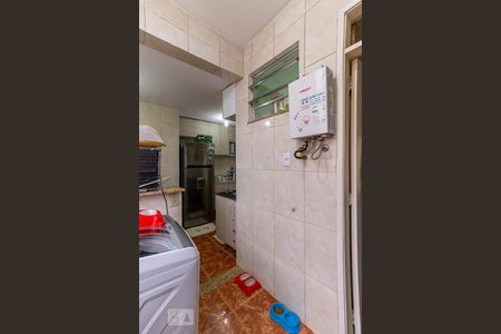 Apartamento à venda com 84m², 2 quartos e 1 vaga Apartamento à venda com 84m², 2 quartos e 1 vagaÁrea de Serviço