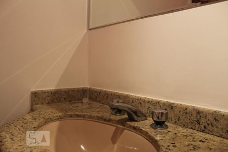 Apartamento à venda com 180m², 3 quartos e 2 vagasLavabo