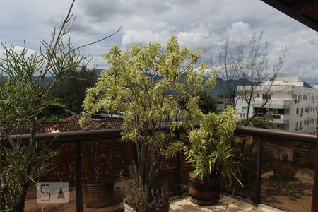 Apartamento à venda com 180m², 3 quartos e 2 vagasÁrea Externa