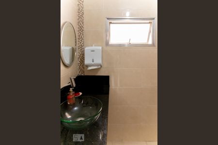 Casa à venda com 380m², 4 quartos e 10 vagas Casa à venda com 380m², 4 quartos e 10 vagasBanheiro 3 - Casa 1