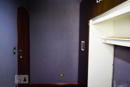 Casa à venda com 79m², 3 quartos e 2 vagasQuarto 3 - Armários e Entrada