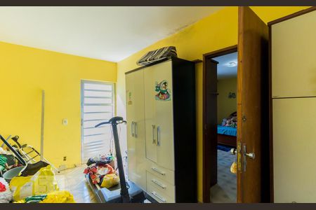 Casa à venda com 200m², 5 quartos e 5 vagas Casa à venda com 200m², 5 quartos e 5 vagasQuarto 2