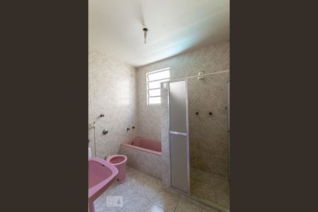 Apartamento à venda com 76m², 2 quartos e 1 vaga Apartamento à venda com 76m², 2 quartos e 1 vagaBanheiro Social