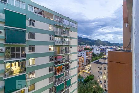 Apartamento à venda com 90m², 3 quartos e 1 vaga Apartamento à venda com 90m², 3 quartos e 1 vagaVista