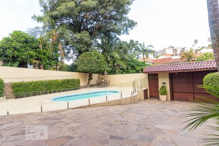 Casa à venda com 500m², 4 quartos e 5 vagas Casa à venda com 500m², 4 quartos e 5 vagasÁrea Externa