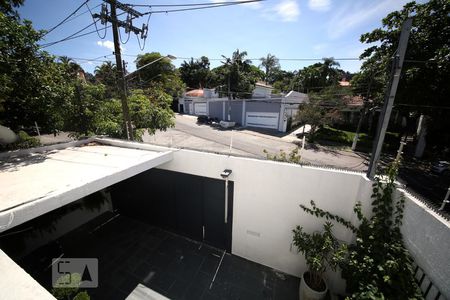 Casa à venda com 200m², 3 quartos e 2 vagasGaragem - Vista