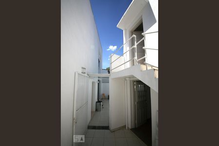 Casa à venda com 200m², 3 quartos e 2 vagasÁrea Externa 