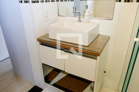 Apartamento à venda com 118m², 3 quartos e 1 vaga Apartamento à venda com 118m², 3 quartos e 1 vagaBanheiro da Suíte 2