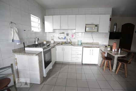 Casa à venda com 412m², 6 quartos e 4 vagasCozinha