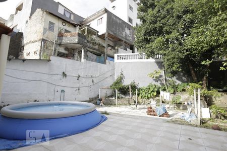 Casa à venda com 412m², 6 quartos e 4 vagasÁrea Externa