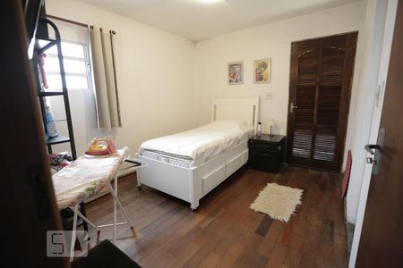 Casa à venda com 412m², 6 quartos e 4 vagasSuíte 2