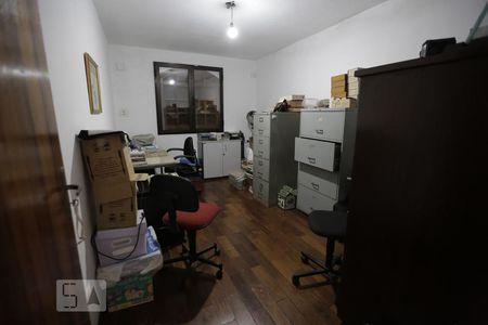 Casa à venda com 412m², 6 quartos e 4 vagasQuarto 4