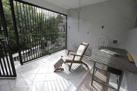 Casa à venda com 412m², 6 quartos e 4 vagasÁrea de Serviço 2