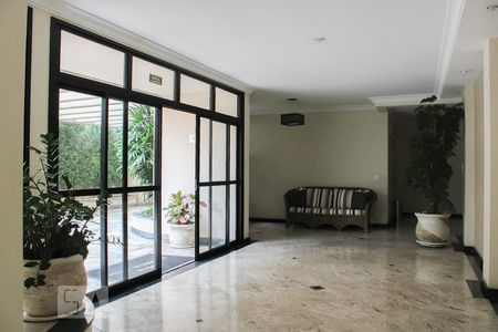 Apartamento à venda com 90m², 3 quartos e 2 vagas Apartamento à venda com 90m², 3 quartos e 2 vagasÁrea Comum - Hall