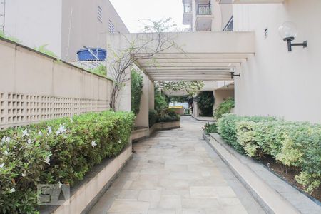Apartamento à venda com 90m², 3 quartos e 2 vagas Apartamento à venda com 90m², 3 quartos e 2 vagasÁrea Comum