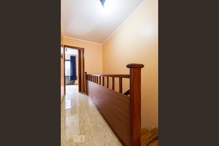 Casa à venda com 180m², 3 quartos e 1 vagaEscada