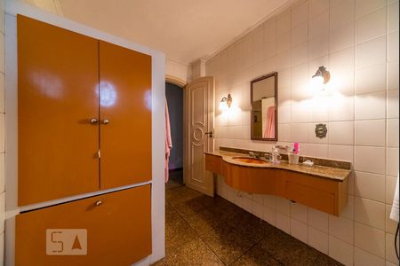 Apartamento à venda com 311m², 5 quartos e 3 vagas Apartamento à venda com 311m², 5 quartos e 3 vagasBanheiro