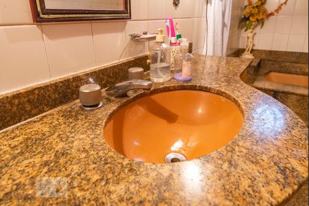 Apartamento à venda com 311m², 5 quartos e 3 vagas Apartamento à venda com 311m², 5 quartos e 3 vagasPia