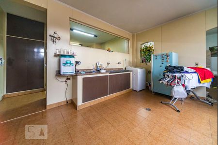 Apartamento à venda com 311m², 5 quartos e 3 vagas Apartamento à venda com 311m², 5 quartos e 3 vagasÁrea de Serviço