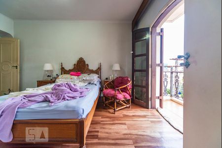 Apartamento à venda com 311m², 5 quartos e 3 vagas Apartamento à venda com 311m², 5 quartos e 3 vagasQuarto 4