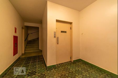 Apartamento à venda com 311m², 5 quartos e 3 vagas Apartamento à venda com 311m², 5 quartos e 3 vagasHall do Elevador