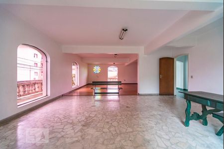 Apartamento à venda com 311m², 5 quartos e 3 vagas Apartamento à venda com 311m², 5 quartos e 3 vagasÁrea comum - Salão de festas