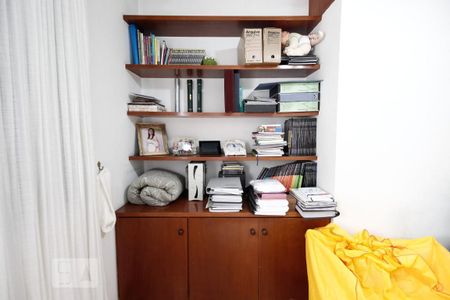 Apartamento à venda com 156m², 4 quartos e 2 vagas Apartamento à venda com 156m², 4 quartos e 2 vagasQuarto 2