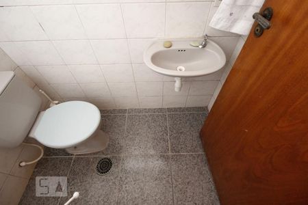 Apartamento à venda com 156m², 4 quartos e 2 vagas Apartamento à venda com 156m², 4 quartos e 2 vagasBanheiro de Serviço