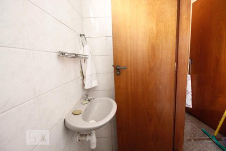 Apartamento à venda com 156m², 4 quartos e 2 vagas Apartamento à venda com 156m², 4 quartos e 2 vagasBanheiro de Serviço