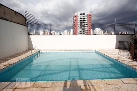Apartamento à venda com 156m², 4 quartos e 2 vagas Apartamento à venda com 156m², 4 quartos e 2 vagasPiscina